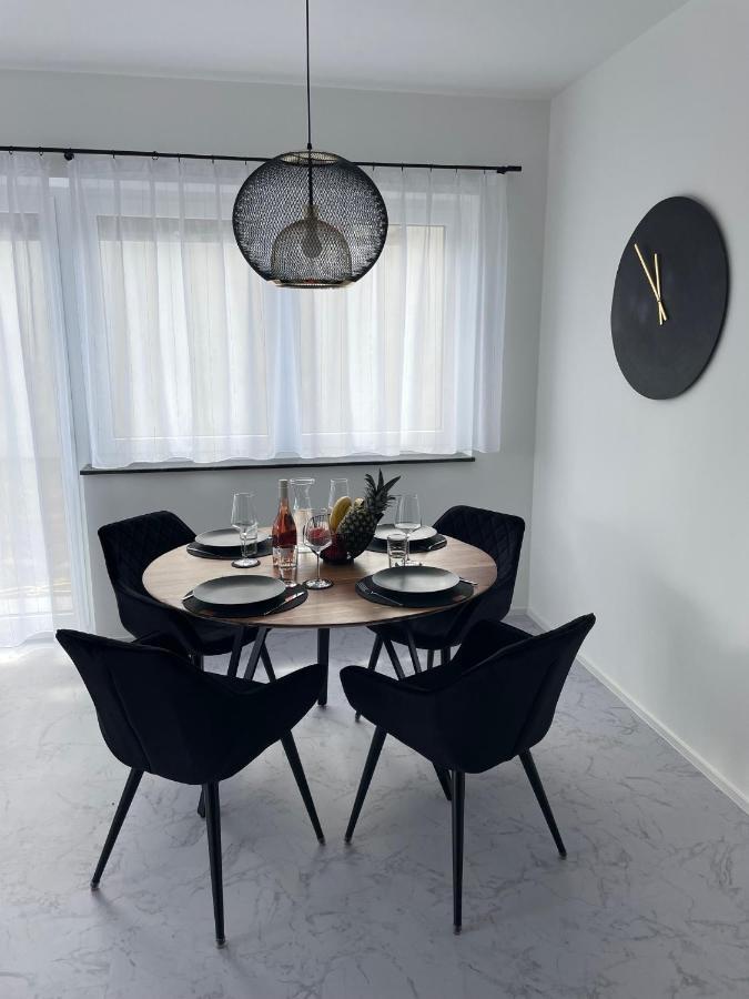 Apartments Saaldorf-Ferienhaus Mit 6 Apartments 45Qm-120Qm Direkt Am Thueringer Meer-Bleilochtalsperre Bad Lobenstein Esterno foto